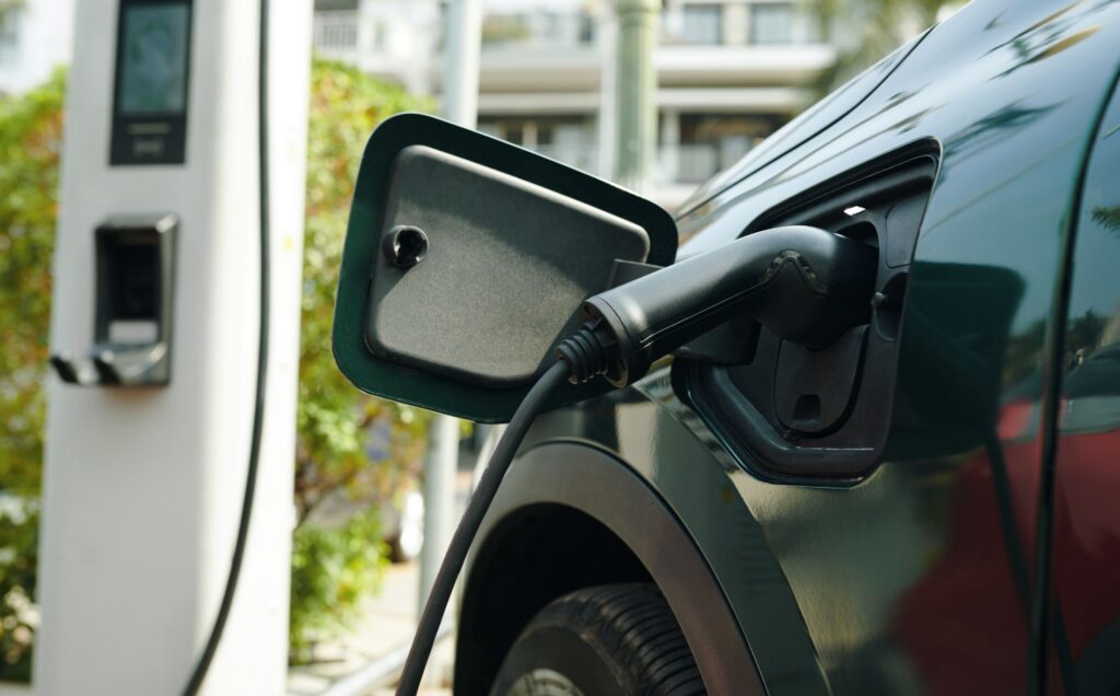 EV charging at Mercure Canberra