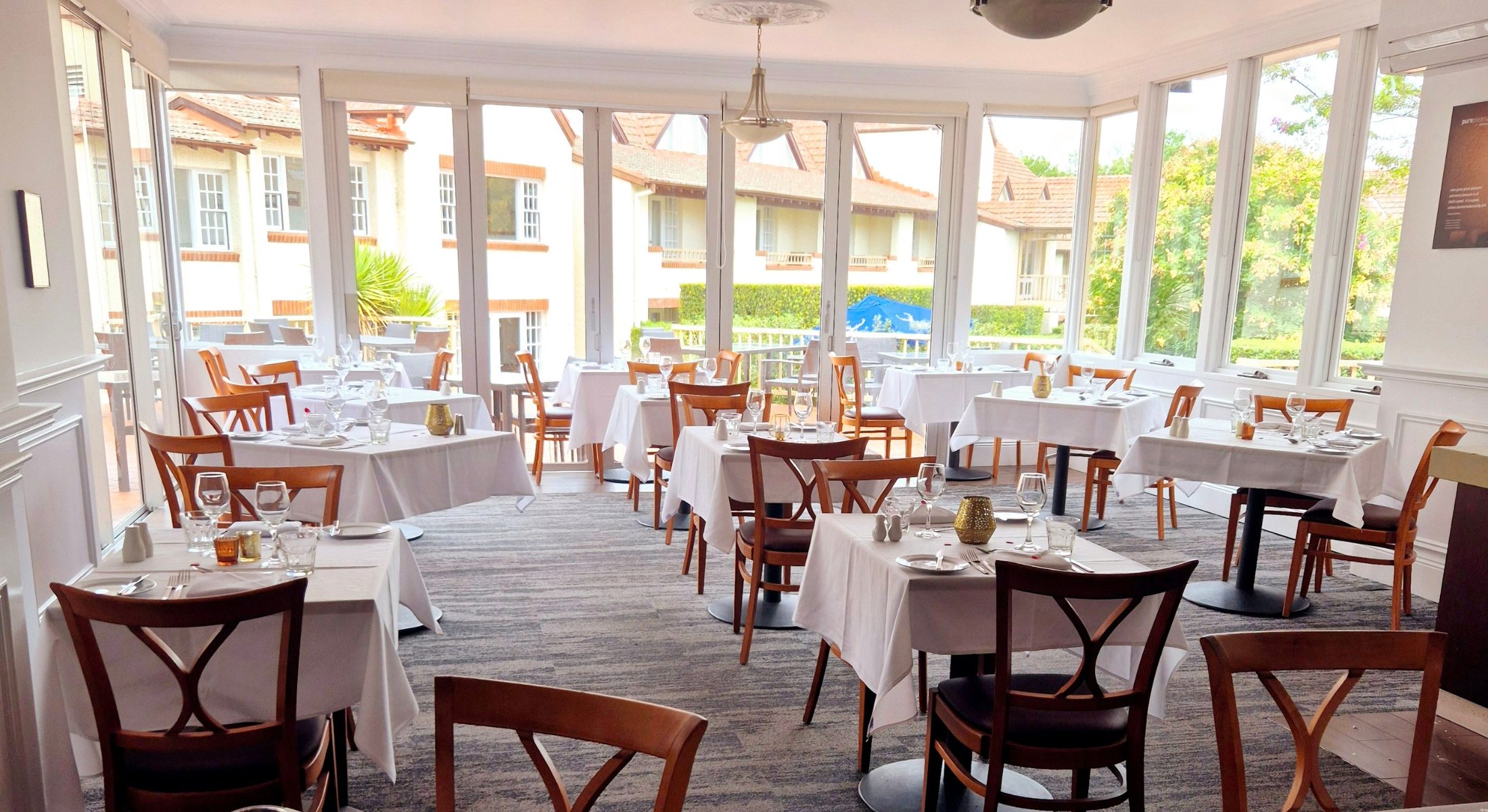 Buffet Breakfast served daily at Courtyard Restaurant at Mercure Canberra. Also available for private lunch and dinners
