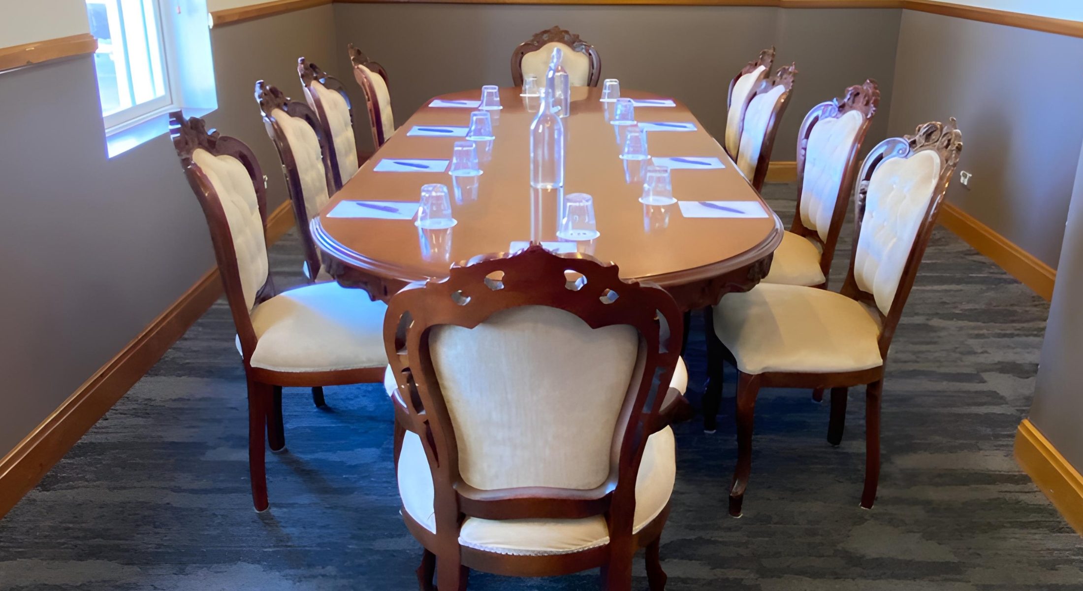 Boardroom hire Canberra with seating for up to 10 delegates